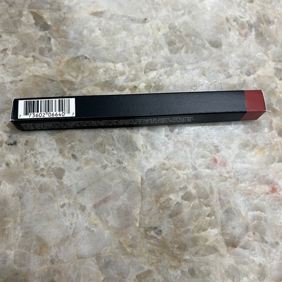 MAC Lip Pencil - Picture 7 of 10
